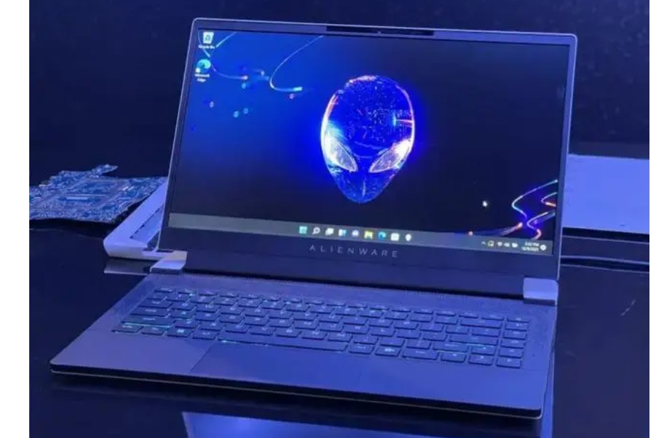 外星人ALIENWARE M17x 加电灰屏不显示修复-开机屏幕全程不亮 